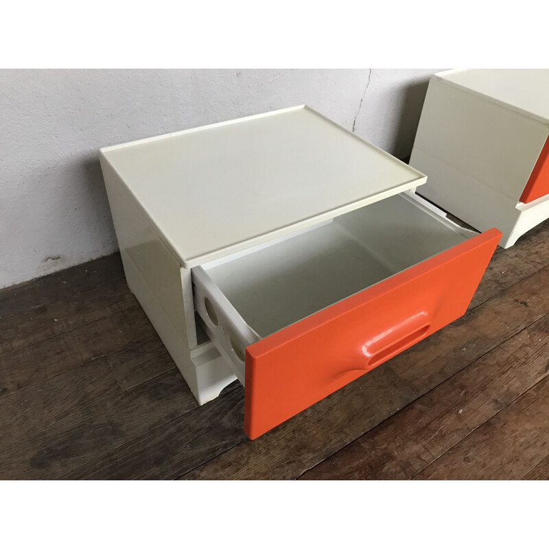 Table de chevet vintage blanc et orange de Marc Held pour Prisunic, 1960