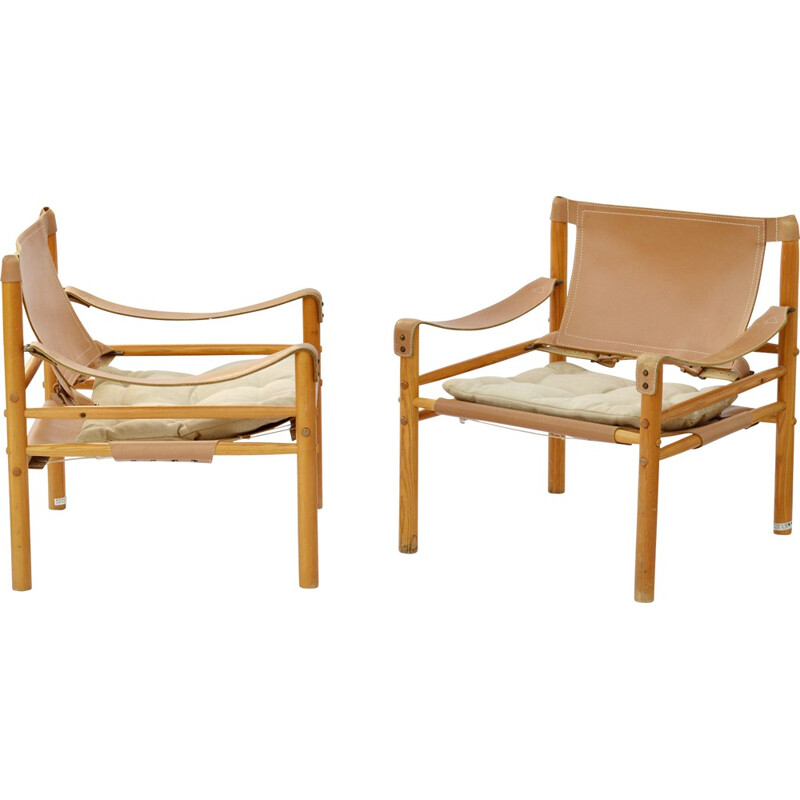 Paire de fauteuils "Sirocco" en frêne et cuir, Arne NORELL - 1960