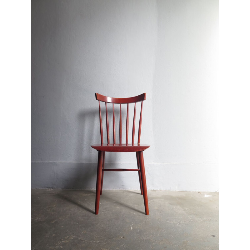 Chaise scandinave vintage en bois rouge