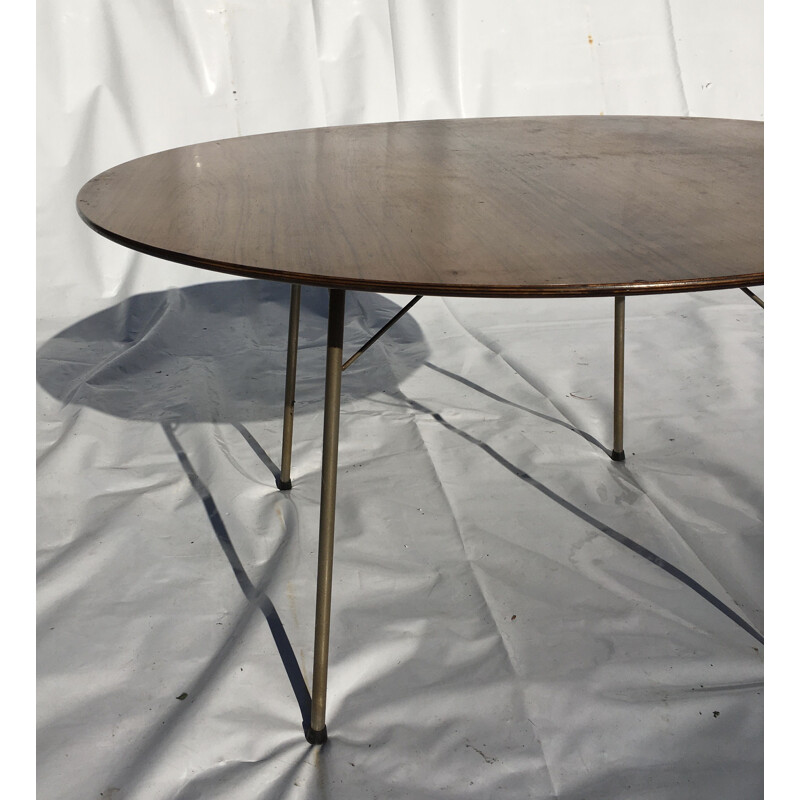 Vintage rosewood dining table by Arne Jacobsen