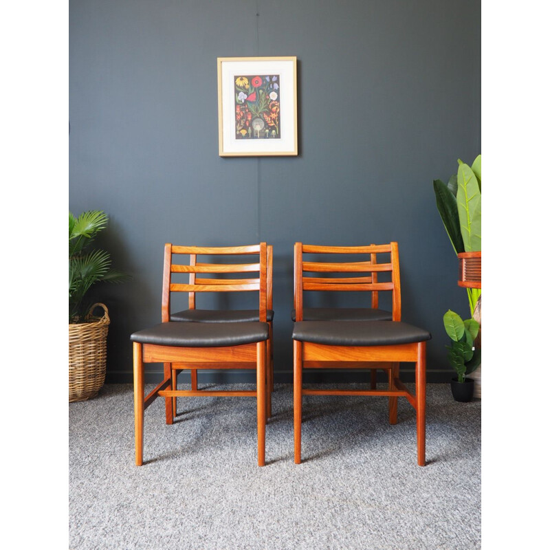 Set van 4 vintage teakhouten eetkamerstoelen van A