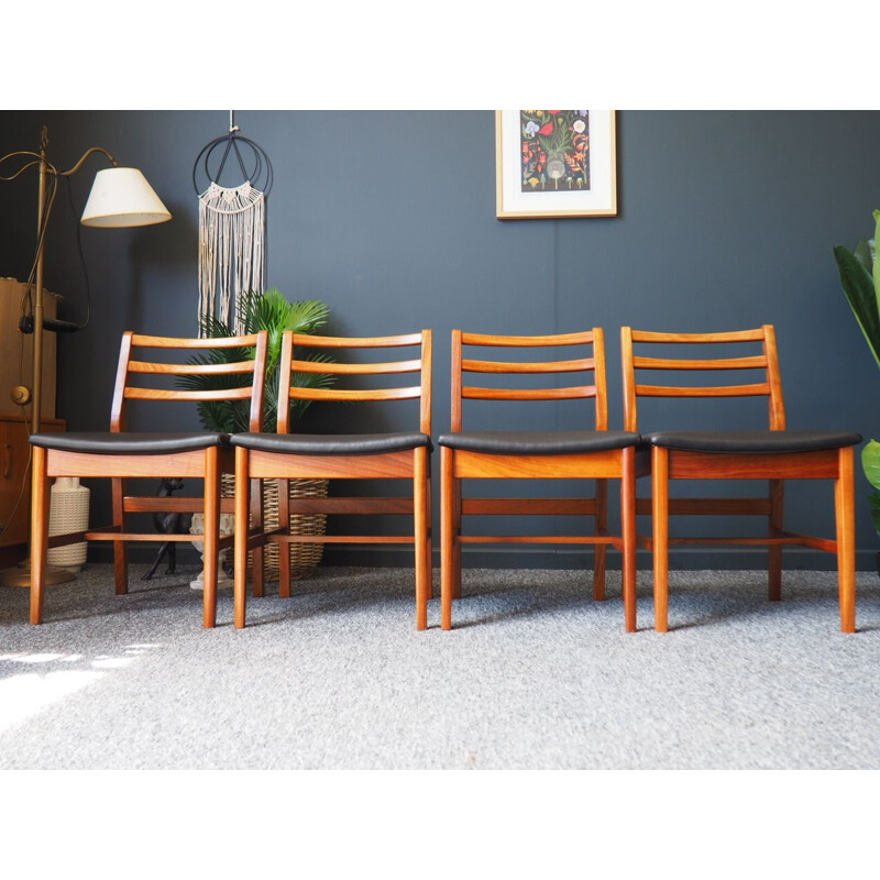 Set aus 4 Esszimmerstühlen im Vintage-Stil aus Teakholz von A