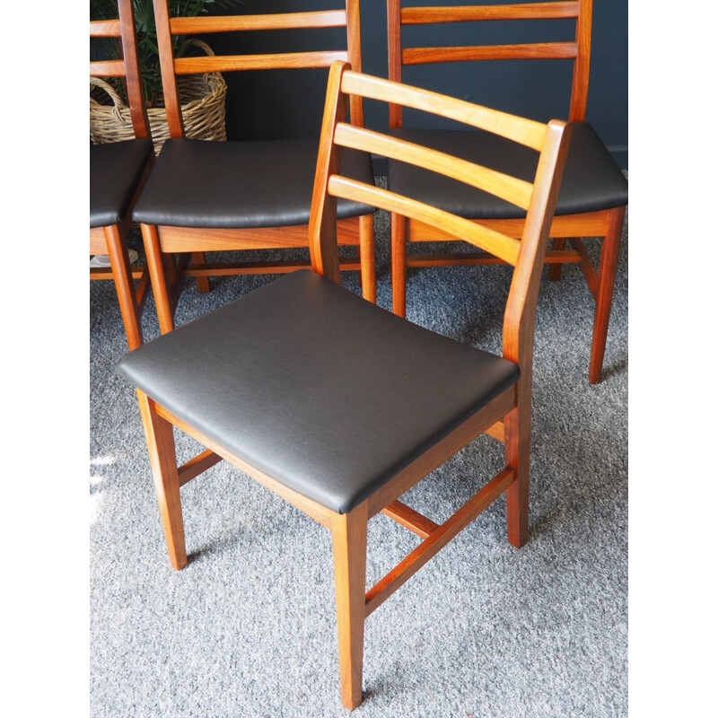 Set van 4 vintage teakhouten eetkamerstoelen van A