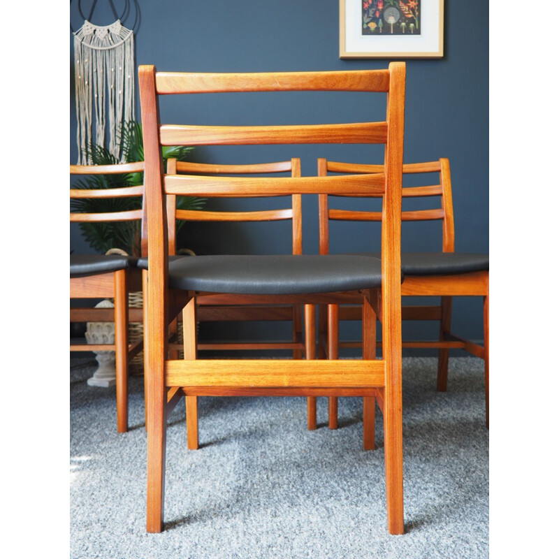 Set van 4 vintage teakhouten eetkamerstoelen van A