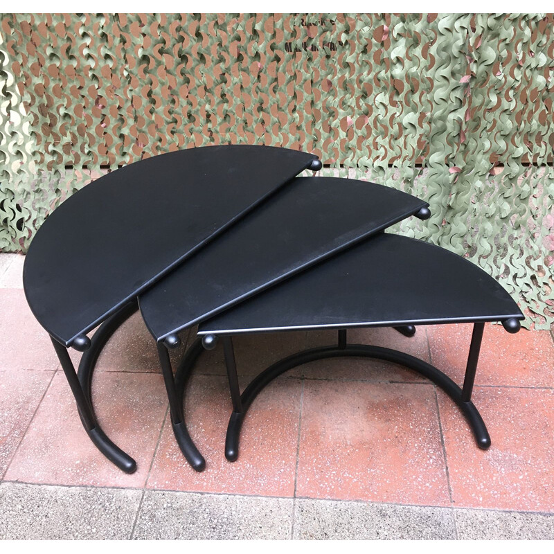 Set of 3 vintage nesting tables by Gianfranco FRATTINI , Model TRIA, 1984
