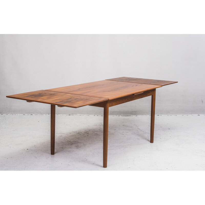 Danish extendable model 145 teak dining table by Willy Sigh for H. Sigh & Søn Møbelfabrik, 1960s