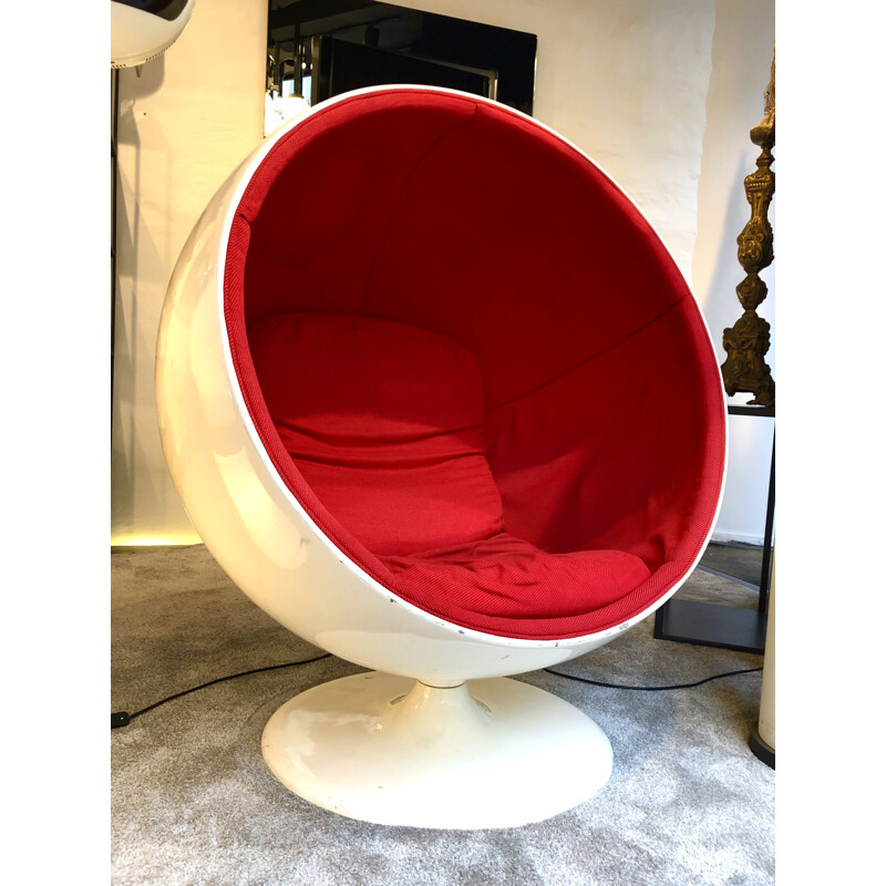 Vintage ball chair attributed to Eero Aarnio, 1960s