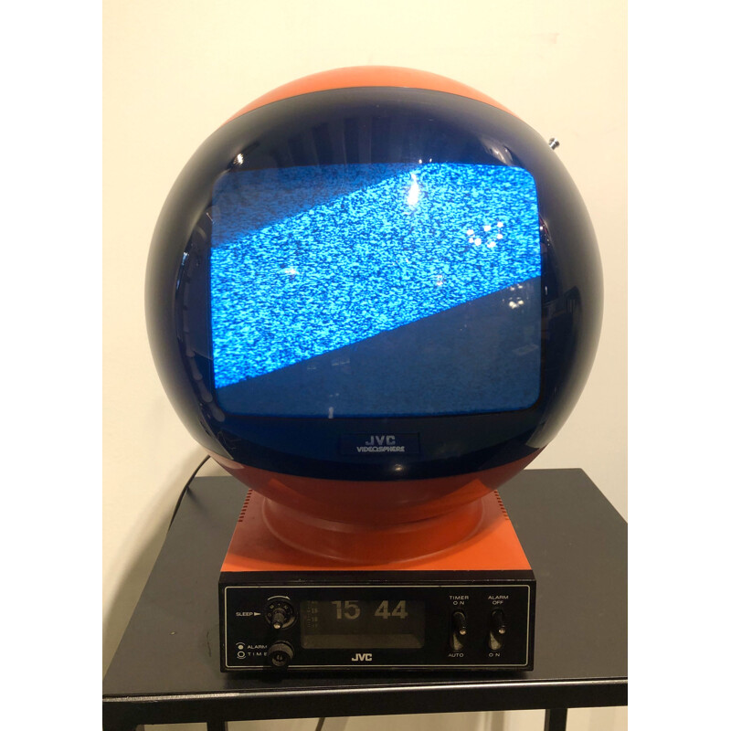 TV Vidéosphère avec radio-réveil vintage de JVC, 1970 