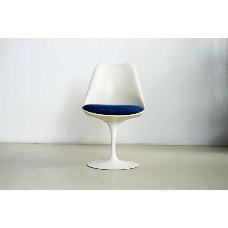 Knoll "Tulip" blue chair, Eero SAARINEN - 1970s