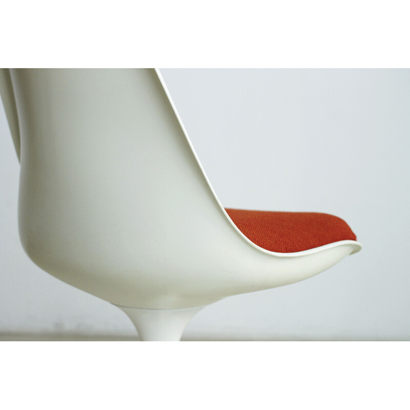 Knoll "Tulip" red chair, Eero SAARINEN - 1970s
