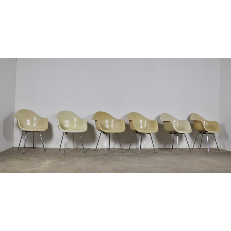 Set of 6 vintage dining chairs by Charles and Ray Eames for Herman Miller, 1960s