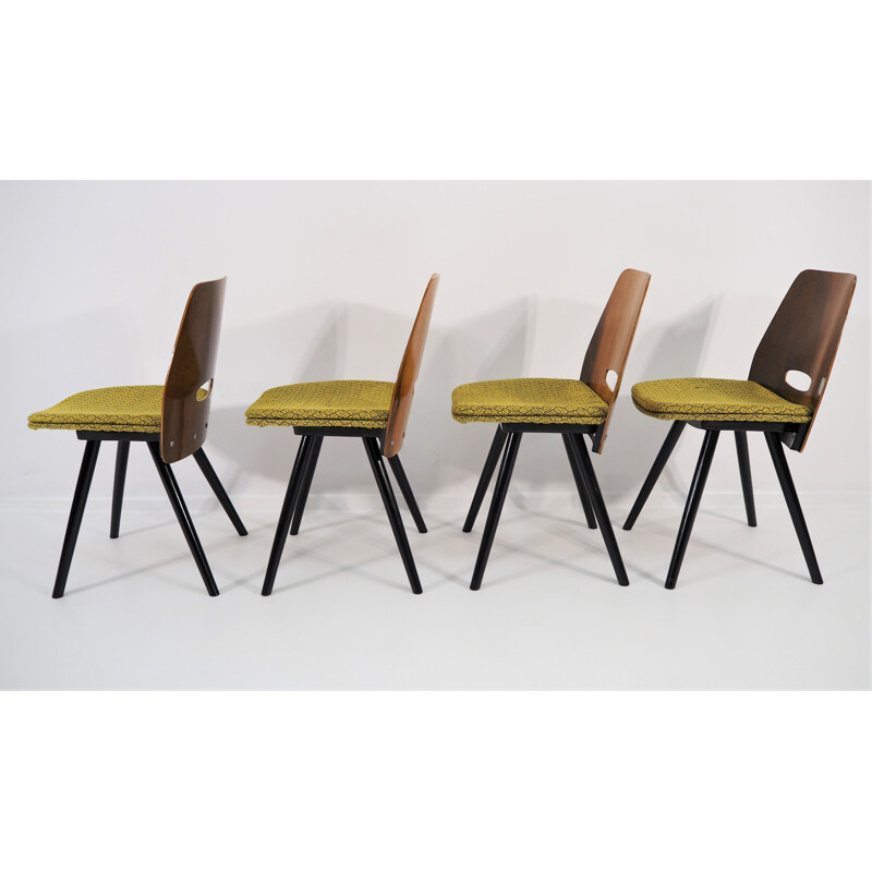 Ensemble de 4 chaises à repas vintage de Tatra Nábytok, 1960