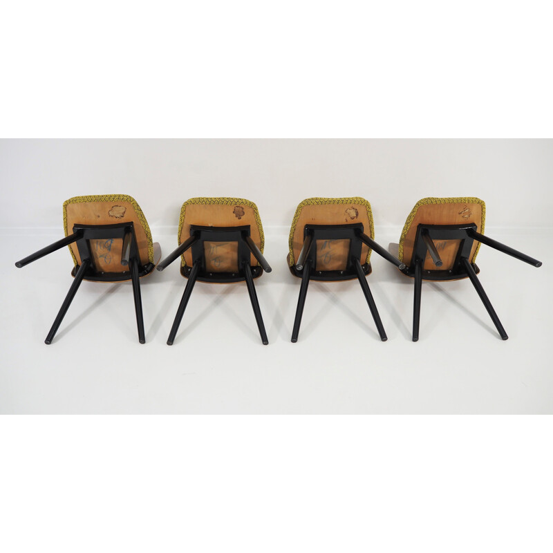 Ensemble de 4 chaises à repas vintage de Tatra Nábytok, 1960