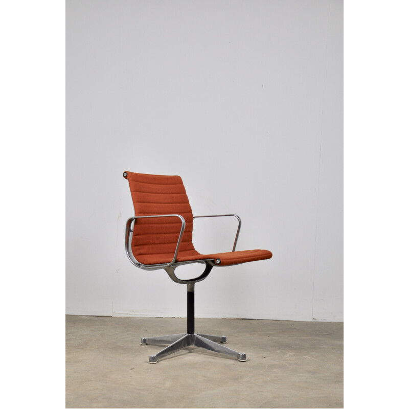Vintage orange armchair by Charles & Ray Eames for Herman Miller, 1960s
