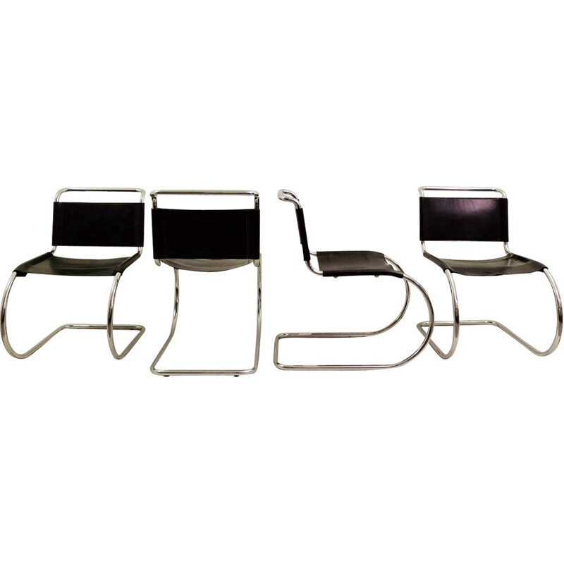 Suite de quatre chaises "MR" en cuir noir, Ludwig MIES VAN DER ROHE - 1950