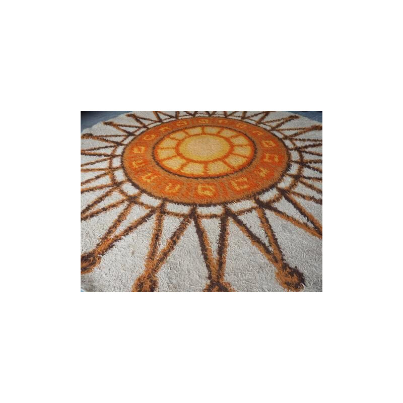 Vintage Circular Orange & Cream Patterned Shag Pile Rug 1960s