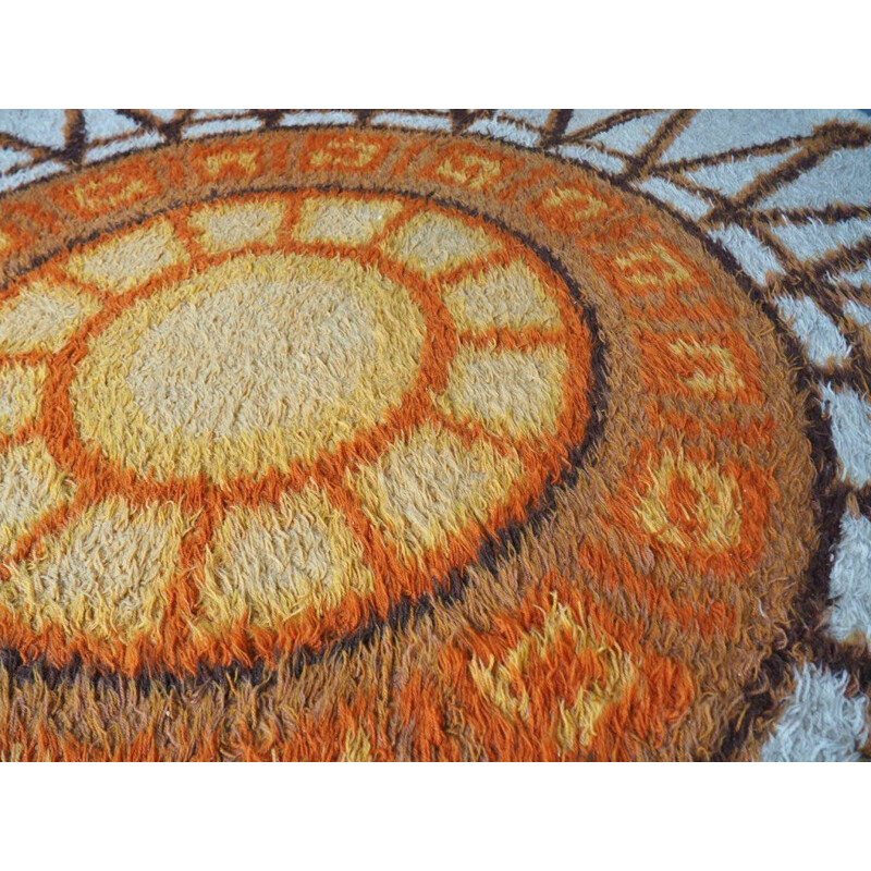 Vintage Circular Orange & Cream Patterned Shag Pile Rug 1960s