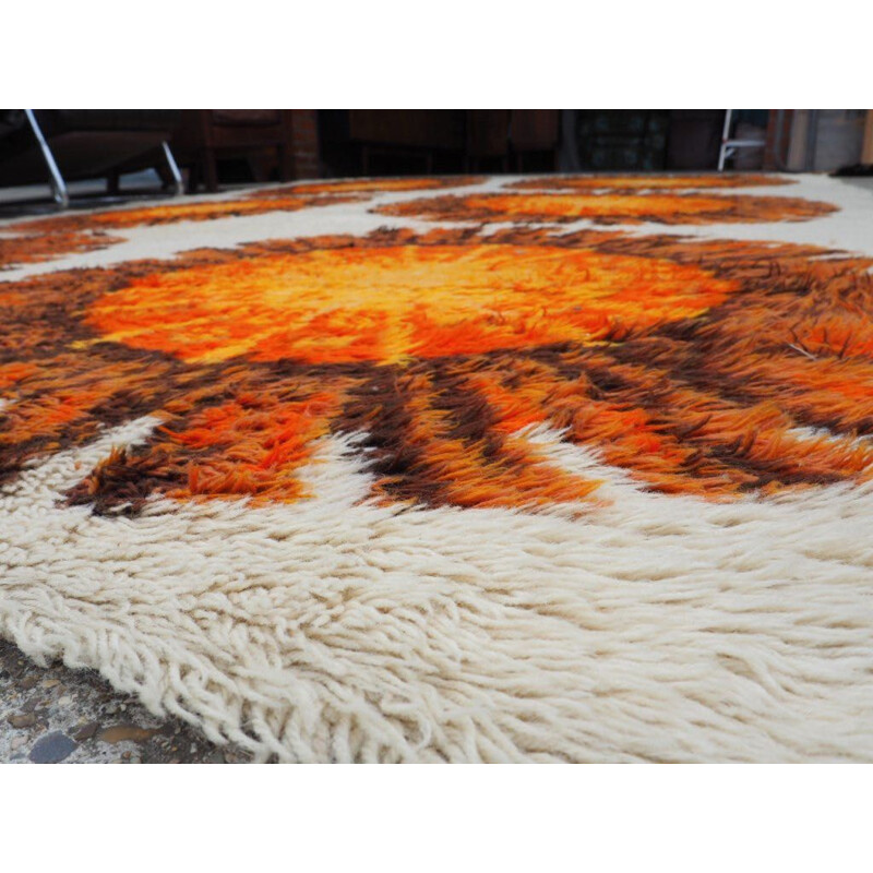 Vintage Large Orange & Cream Flower Patterned Shag-Pile Rug 1960s