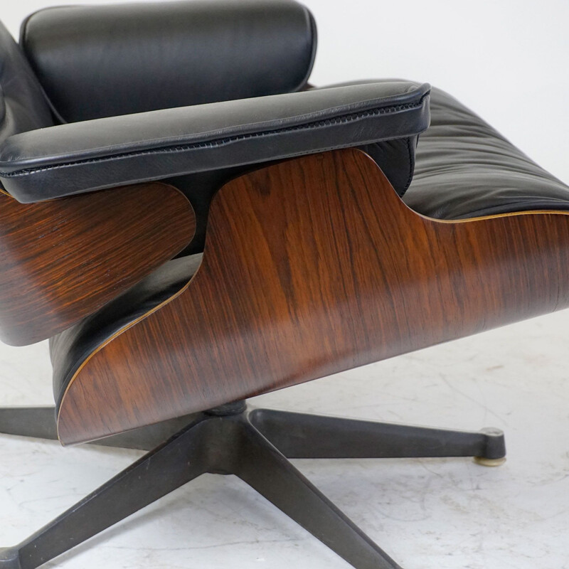 Vintage Rosewood and Black Leather Charles Eames Loungechair by ICF for Herman Miller