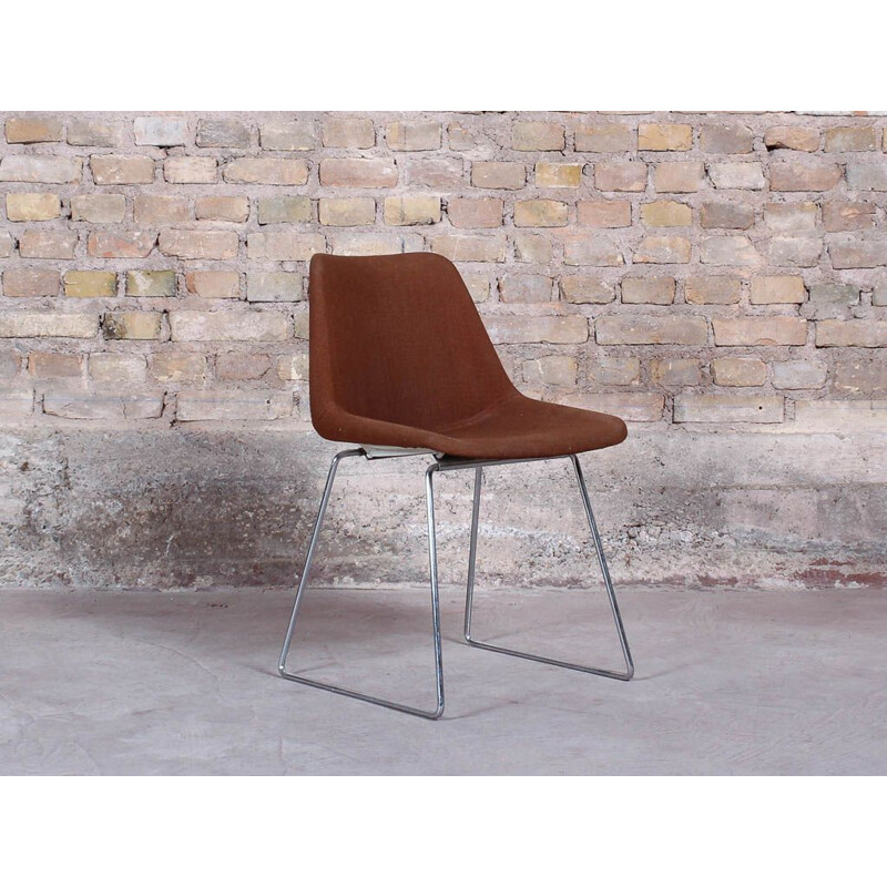 Suite de 4 chaises vintage "Polyprop" par Robin Day pour Hille, Royaume-Uni, 1970