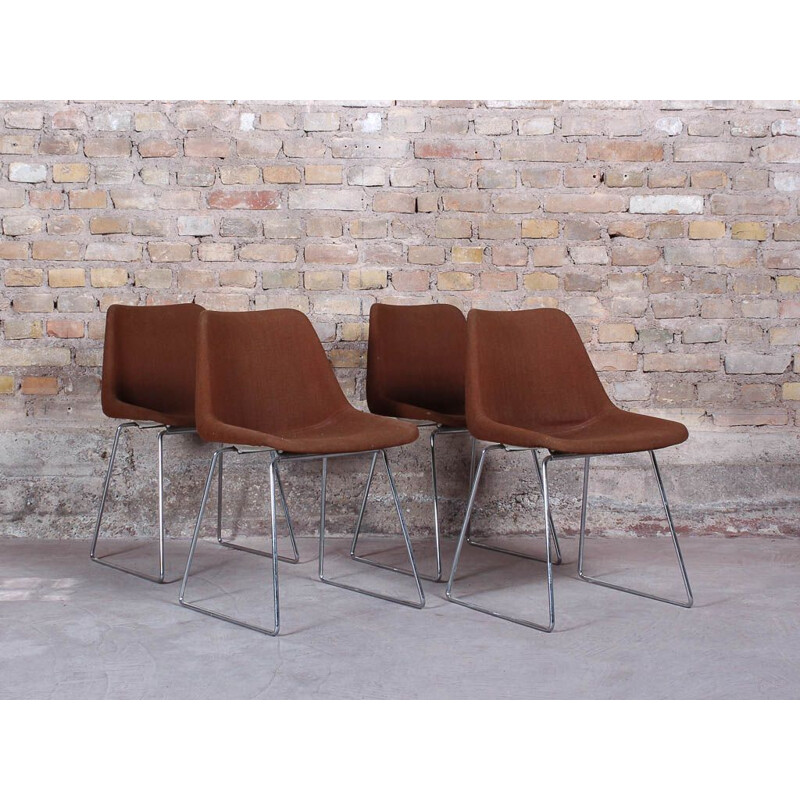 Suite of 4 vintage "Polyprop" chairs by Robin Day for Hille, UK, 1970
