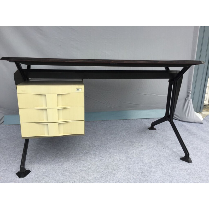 Vintage desk BBPR by OLIVETTI