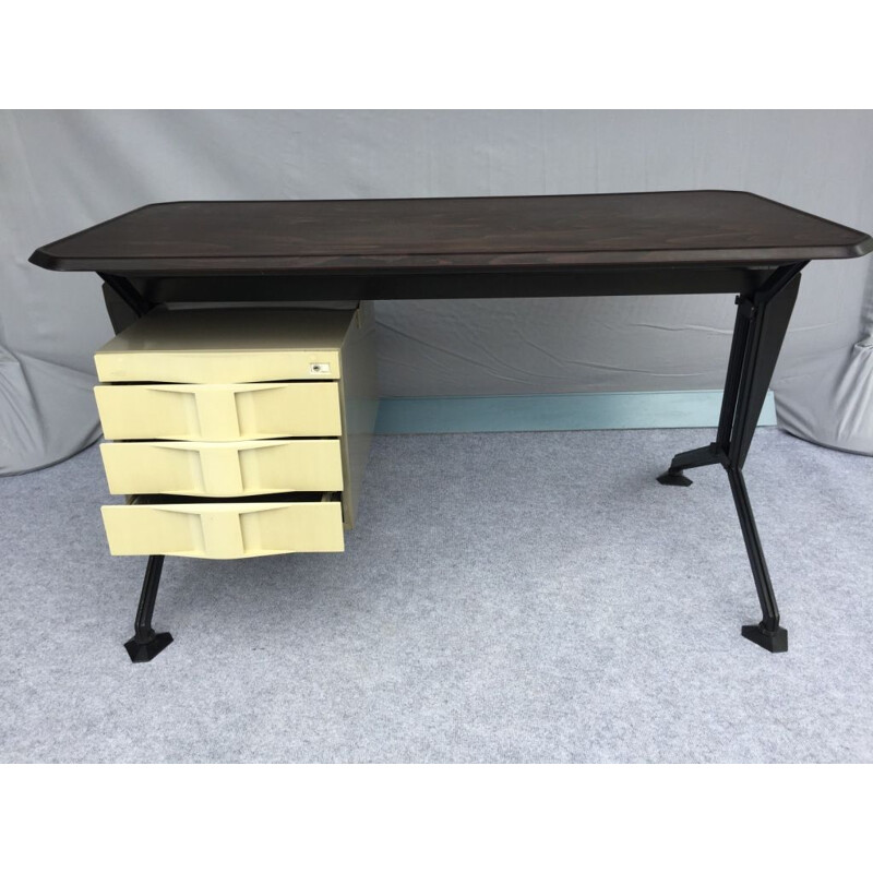 Bureau vintage BBPR par OLIVETTI