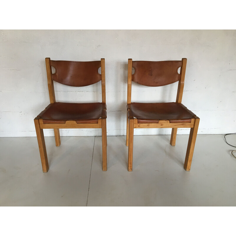 Pair of vintage chairs by Regain, 1960