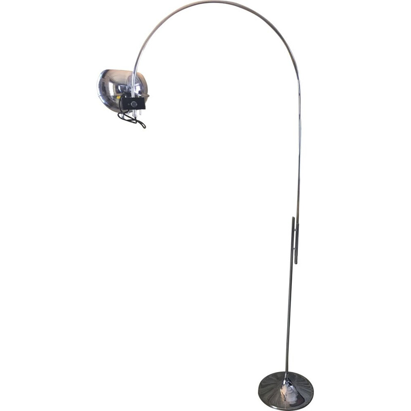 Goffredo Reggiani's vintage arched floor lamp for Maison Regianni