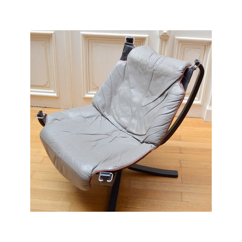 Scandinavian Vatne Møbler " Falcon" lounge chair in grey leather, Sigurd RESSELL - 1960s