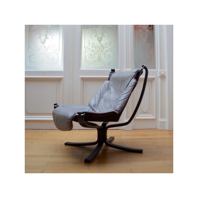 Scandinavian Vatne Møbler " Falcon" lounge chair in grey leather, Sigurd RESSELL - 1960s