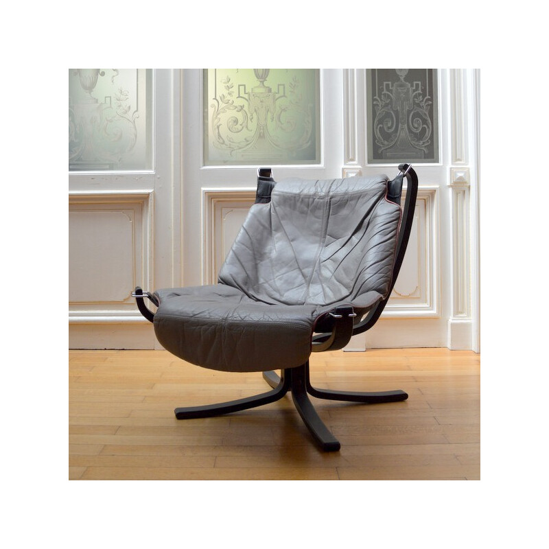 Scandinavian Vatne Møbler " Falcon" lounge chair in grey leather, Sigurd RESSELL - 1960s