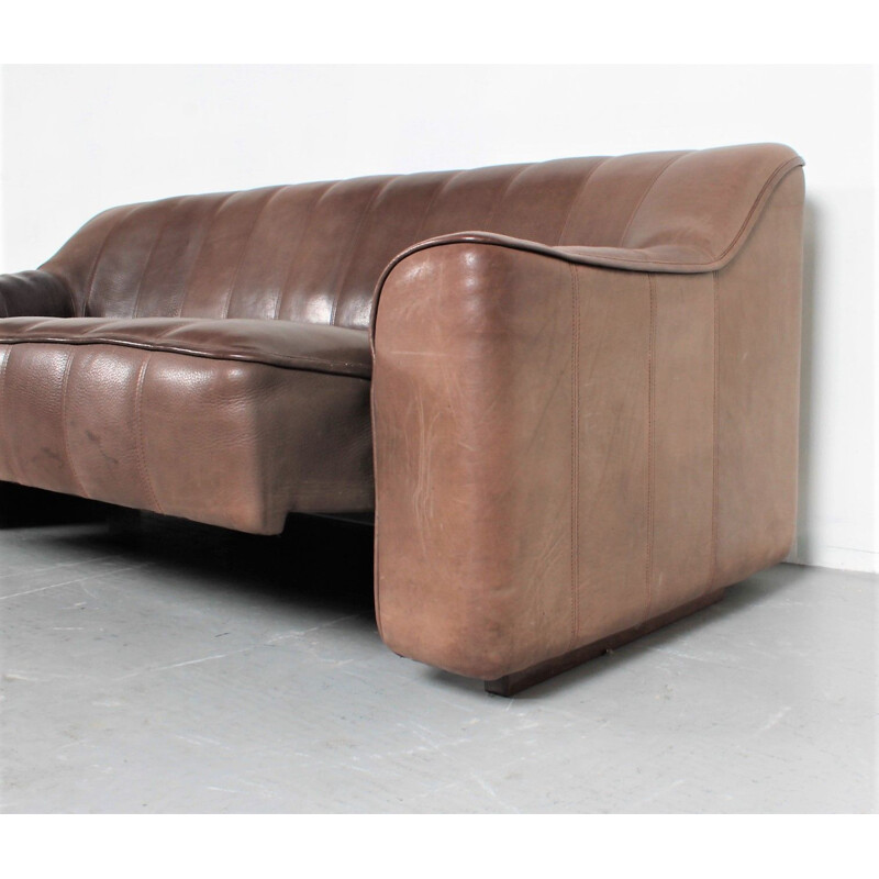 Vintage DS44 neckleather sofa by De Sede