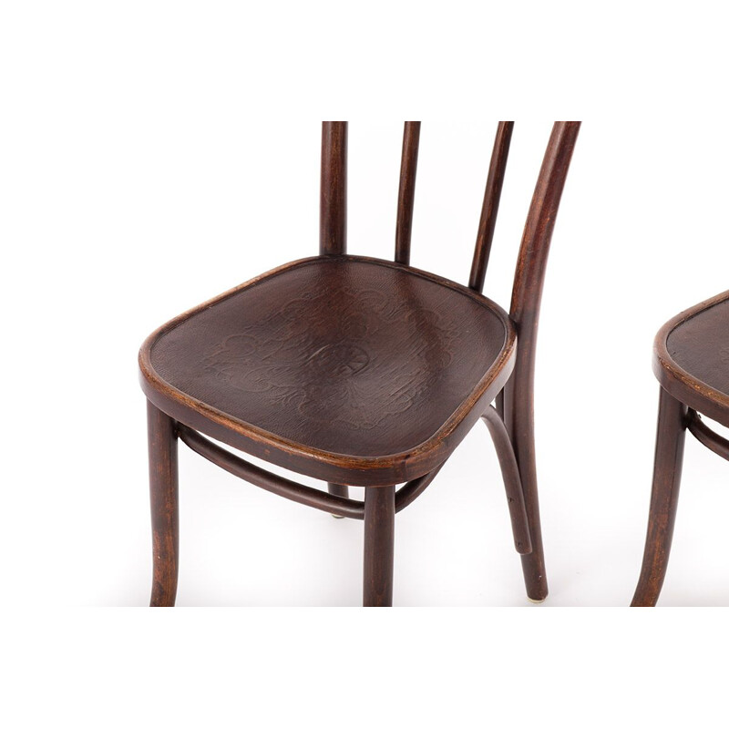 Set of 2 vintage bistro chairs by Thonet, 1920s