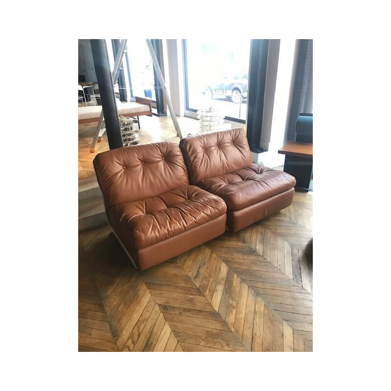 Mario Bellini's vintage Amanta leather low chair