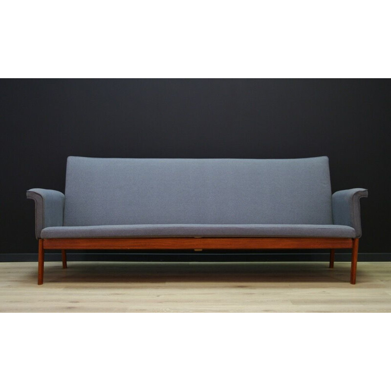 Vintage 3-seater Danish sofa by FIinn Juhl 1960