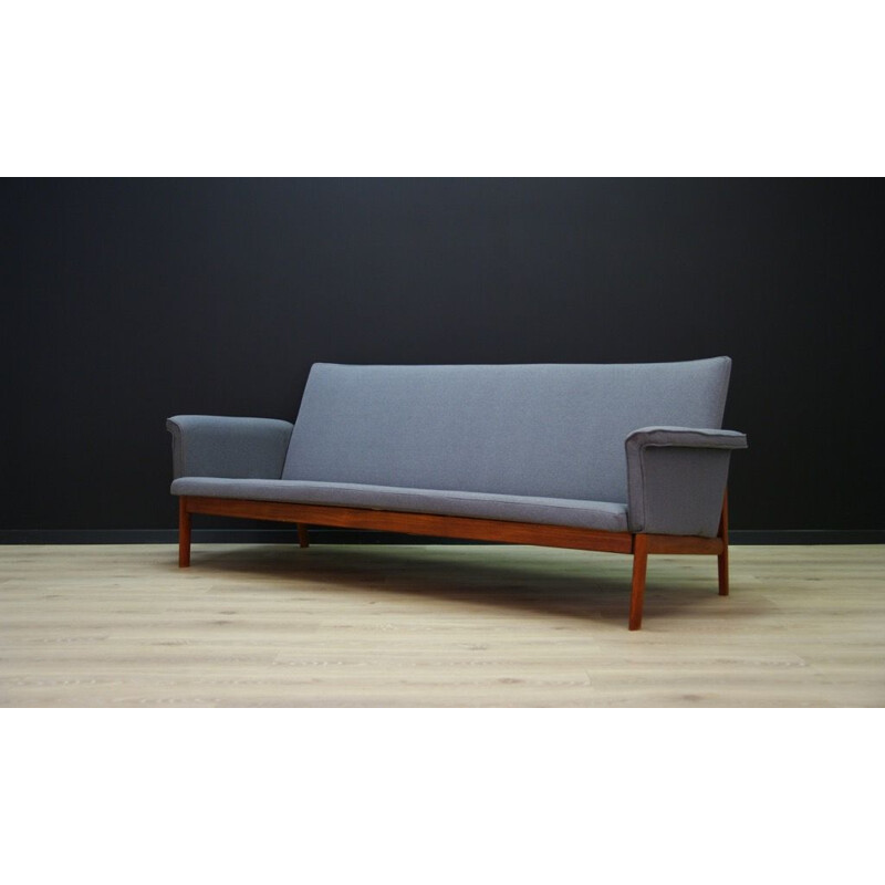 Vintage 3-seater Danish sofa by FIinn Juhl 1960