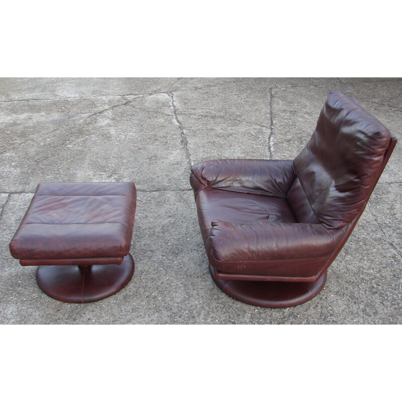 Vintage leather Rolf Benz armchair with footrest, 1970s