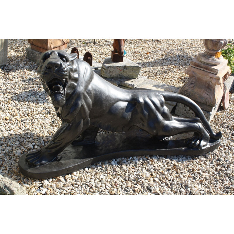 Large Vintage Puma sculpture in anthracite grey marble, 1970