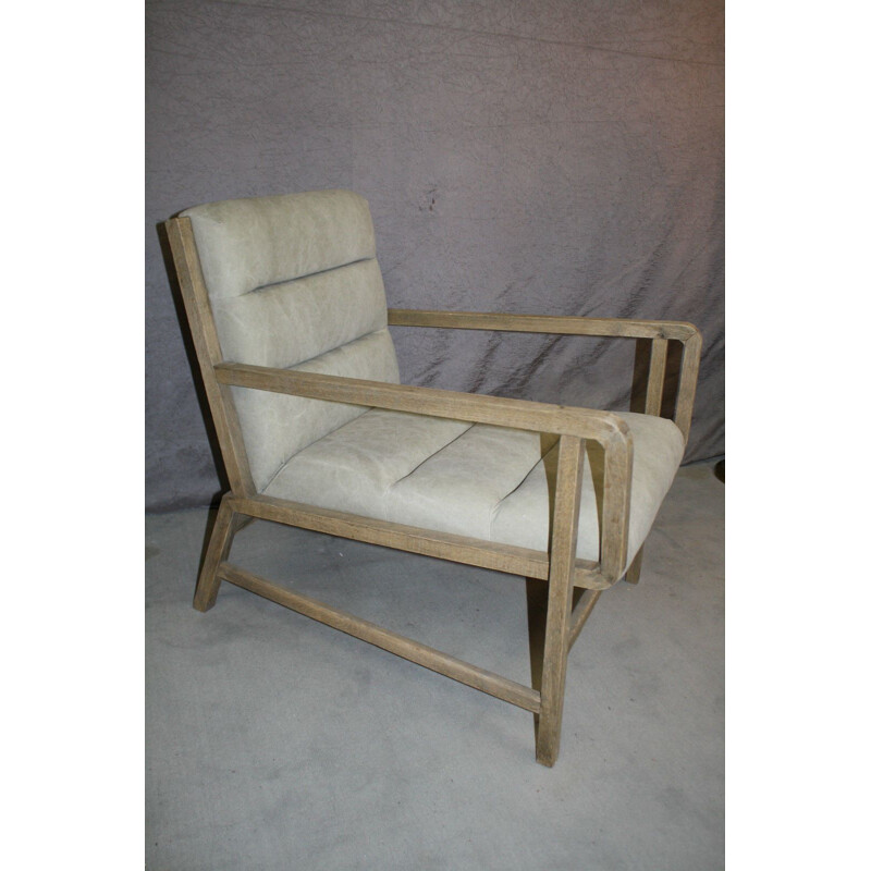 Fauteuil vintage en bois naturel et tissu claire, design scandinave