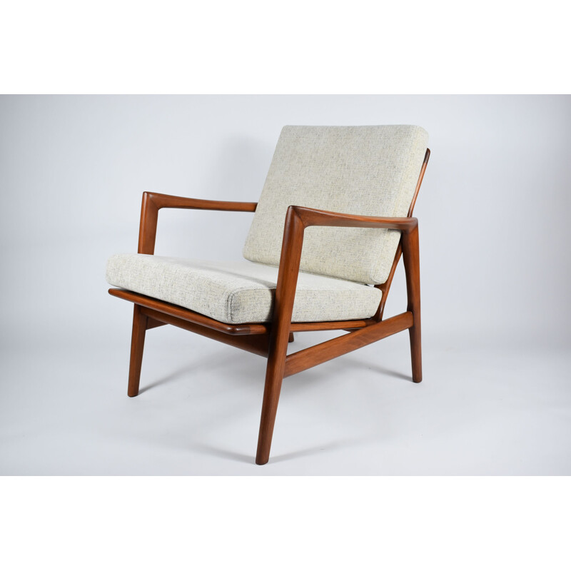 Vintage Scandinavian Stefan armchair type 300-139 by Swarzędzka Furniture Factory, 1960s