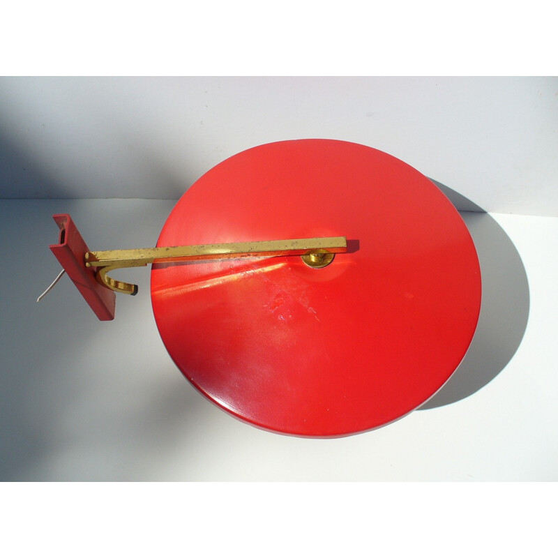 Applique Stilnovo en métal laqué rouge, verre et laiton - 1950