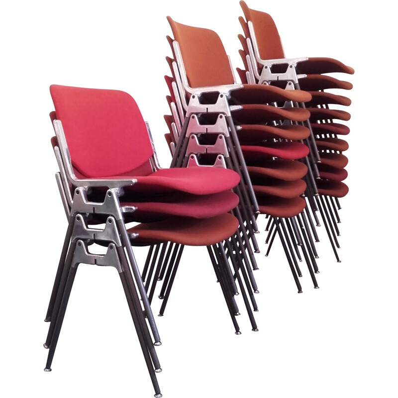 Castelli "DSC 106" set of 19 chairs, Giancarlo PIRETTI - 1970s