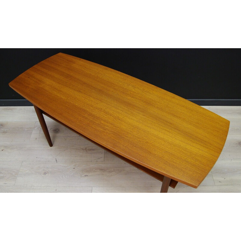 Table basse danoise vintage en placage de teck, 1960-1970