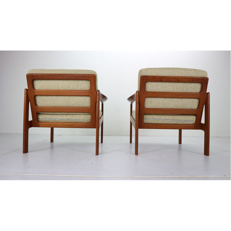 Pair of teak lounge chairs by Illum Wikkelsø for Niels Eilersen, Denmark, 1960 