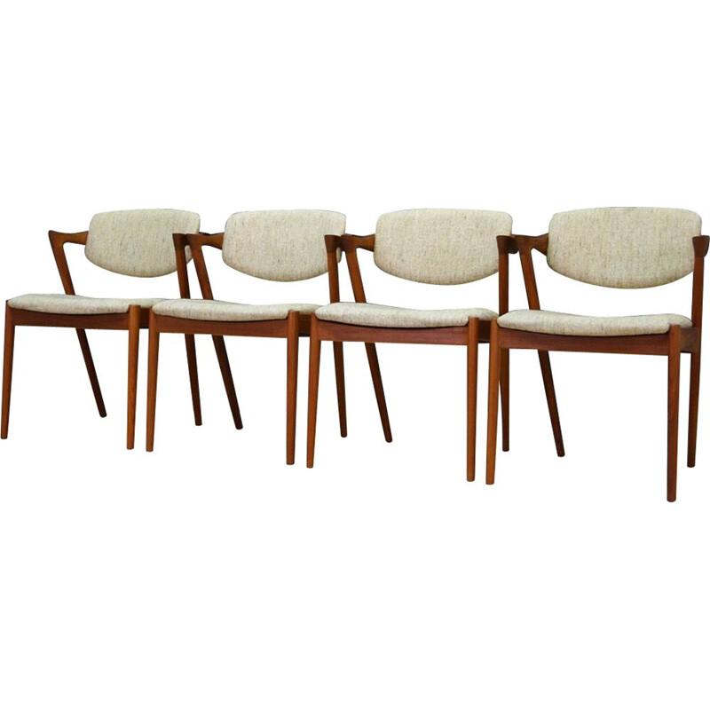 Set of 4 vintage scandinavian beige chairs by Kai Krisiansen