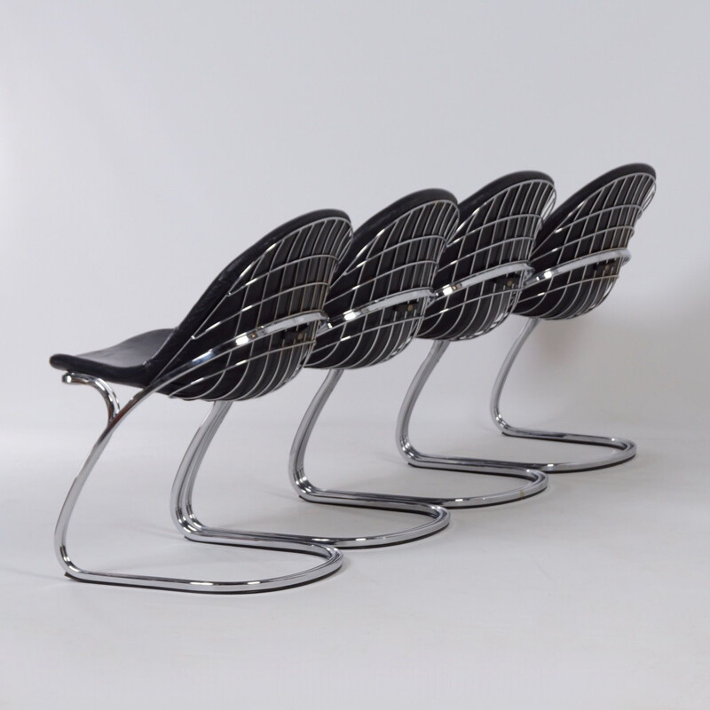 Suite de 4 chaises Vintage en cuir noir 1970