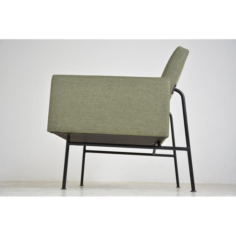 Vintage green armchair by Thonet