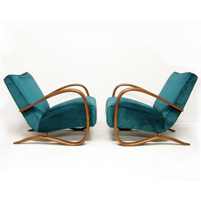 Paire de chaises de salon vintage "H269" en velours bleu par Jindrich Halabala
