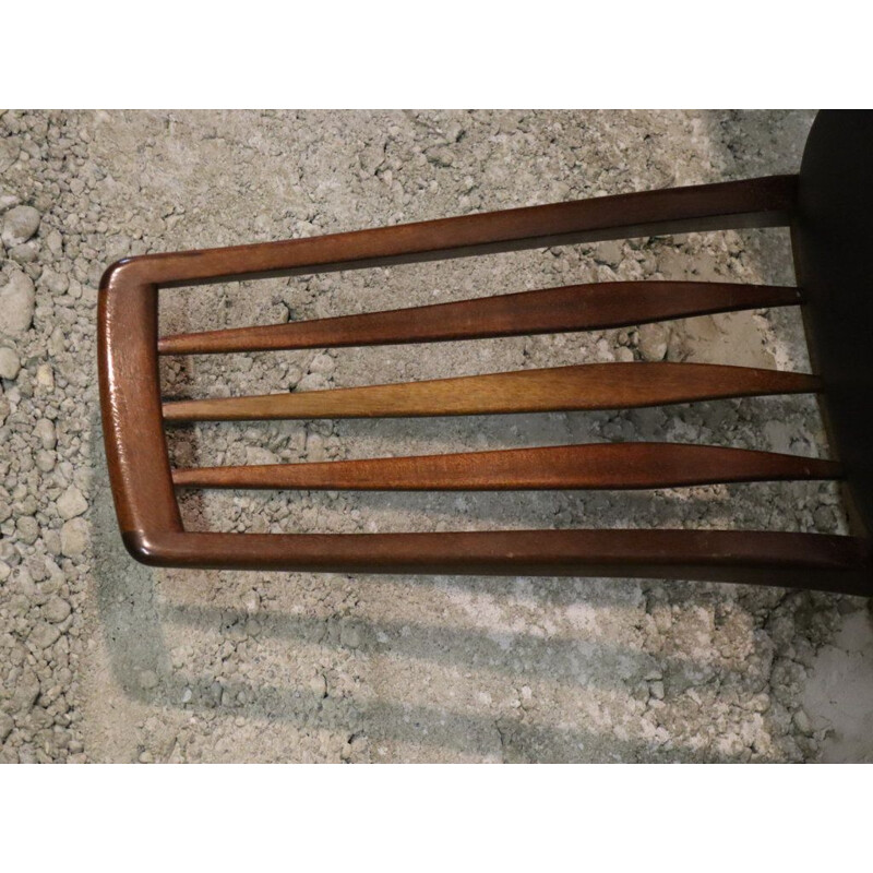 Suite de 4 chaises vintage scandinave par Niels Koefoed modèle Eva 1960